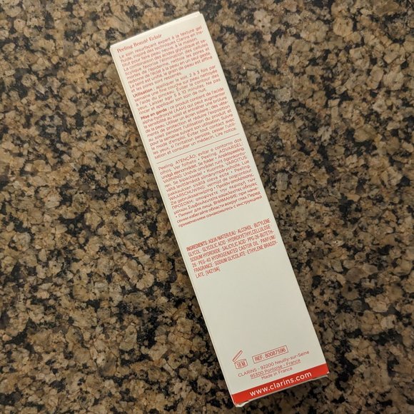 Clarins Beauty Flash Peel - Picture 2 of 2